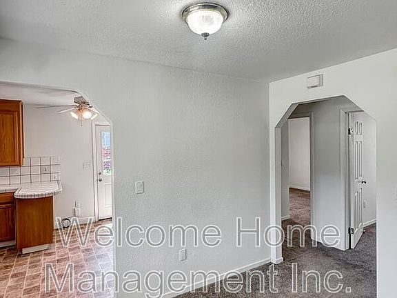3rd image of 3310 Geneva St