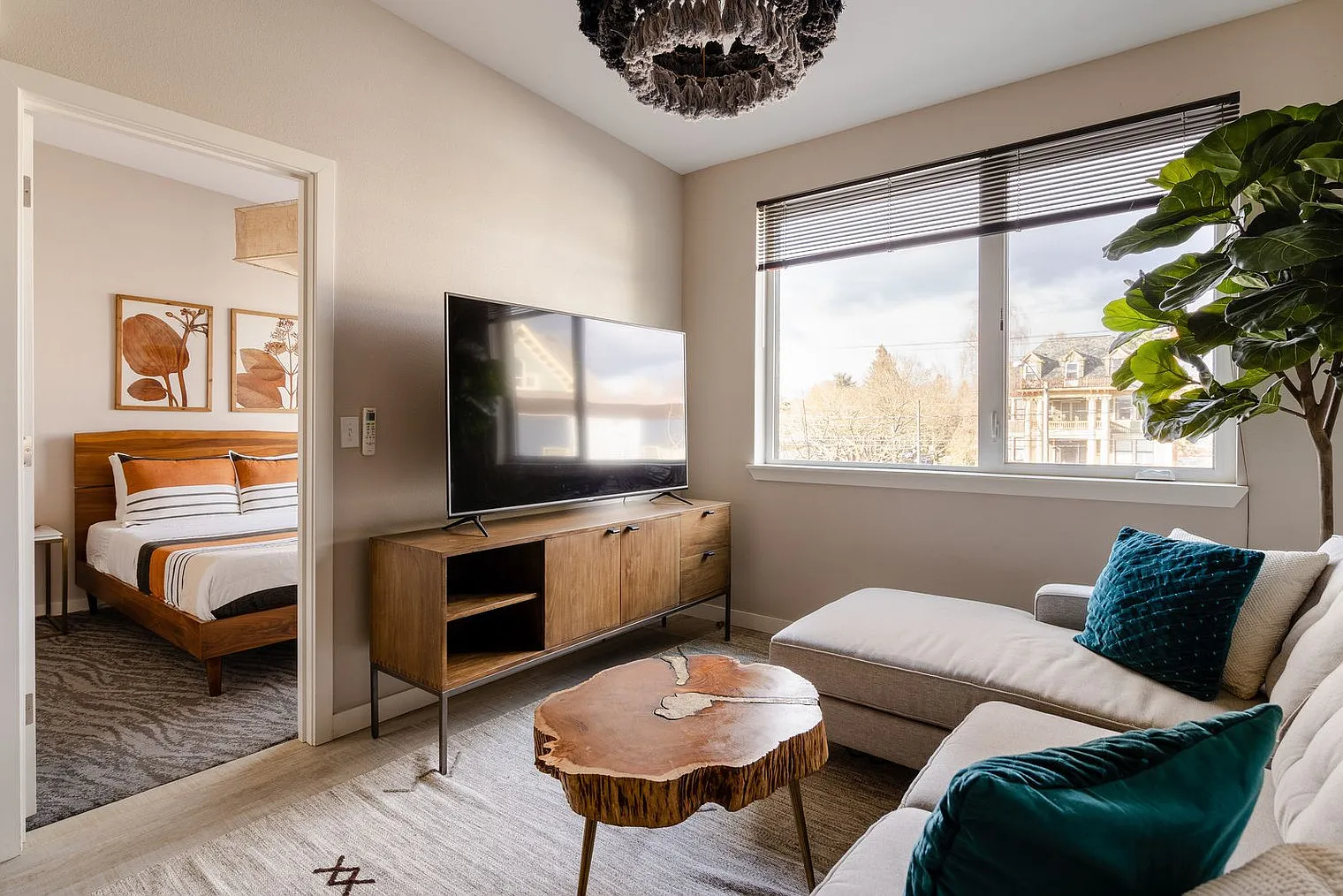 1 bed, 1.0 bath, 398 sqft, $2,460 — Photo 1