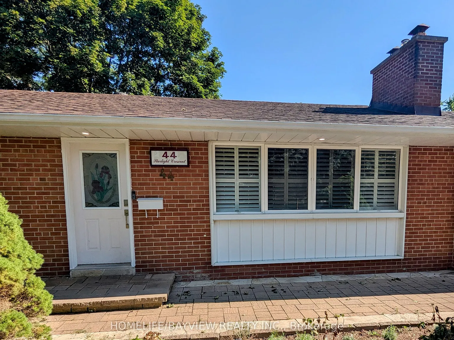 4 bed, $3,500 — Photo 1