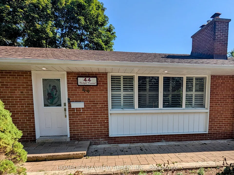44 Starlight Cres