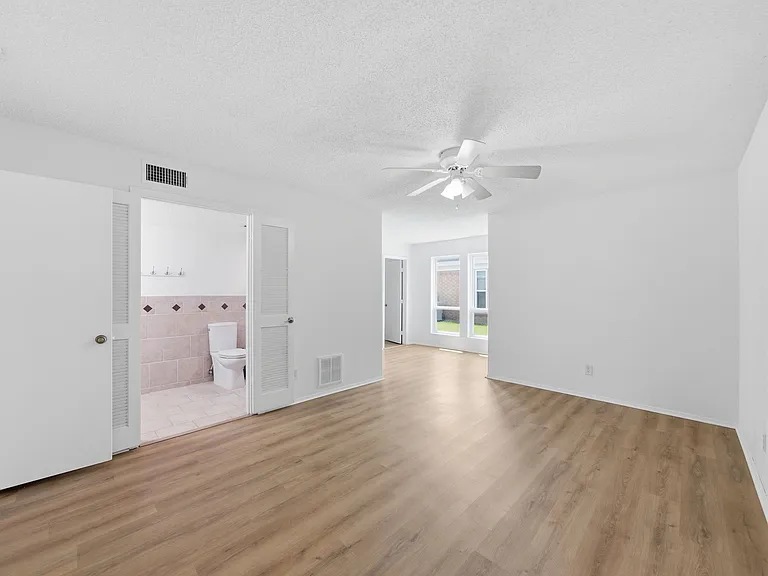 2813 Countess Dr — Photo 13