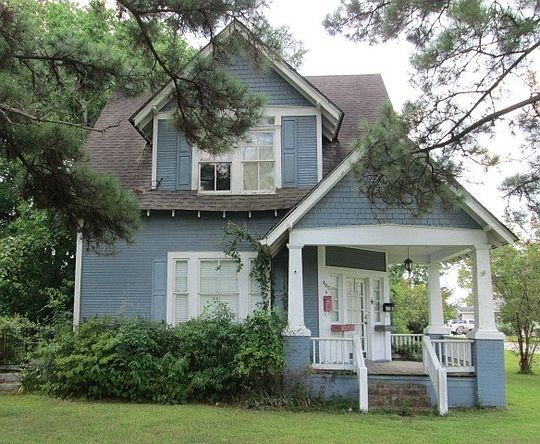 1st image of 402 Mississippi Ave