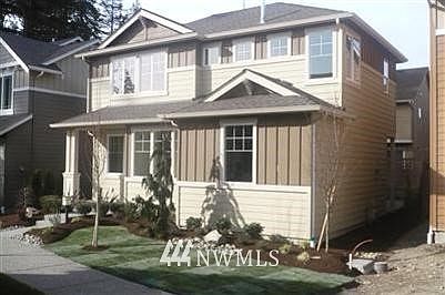 1st image of 820 148 Place SE #83