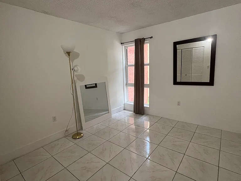 4803 NW 7th St #201 — Photo 15