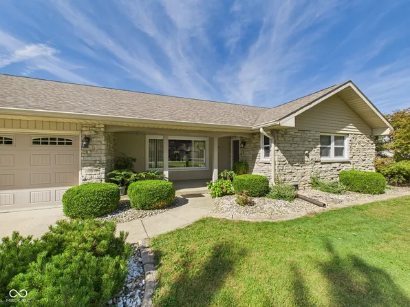 2209 Holden Dr, Anderson, IN 46012