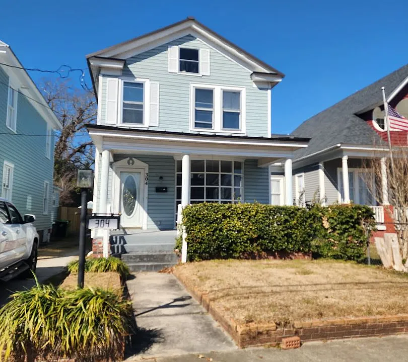 304 Avenue A