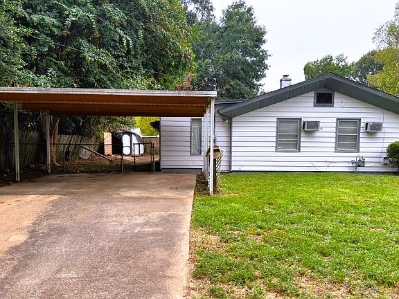 2nd image of 4841 Marcel Ave