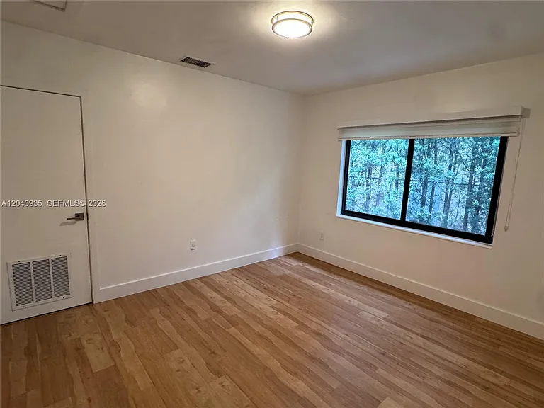375 SW 32nd Rd — Photo 38