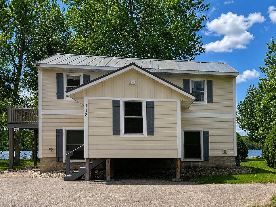 1st image of 118 Willow Point Dr