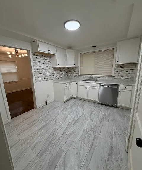 8608 Ward St — Photo 2