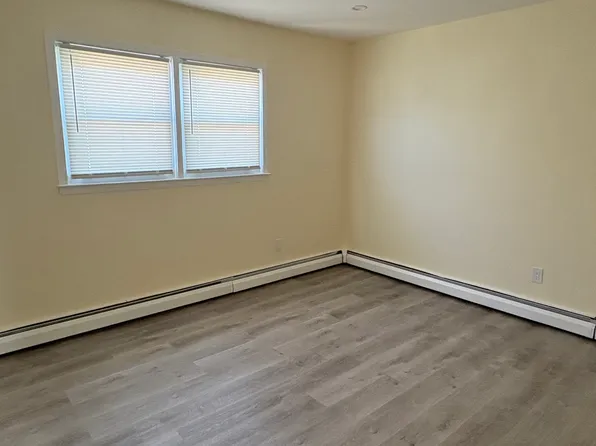 (undisclosed Address), Hicksville, NY 11801