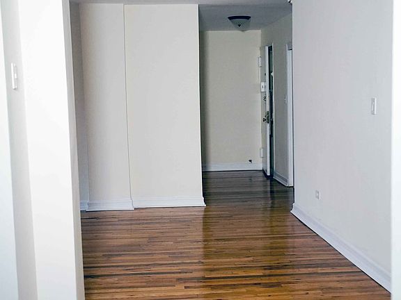 4th image of 2610 Ocean Pkwy APT 4C