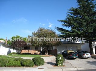 2432 Kirby St NE, Albuquerque, NM 87112
