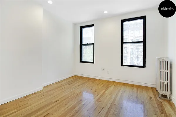 Rented by Triplemint | media 12