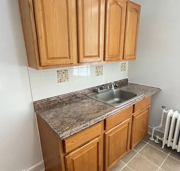 Hudson Crest - Cliffside Park — Photo 20