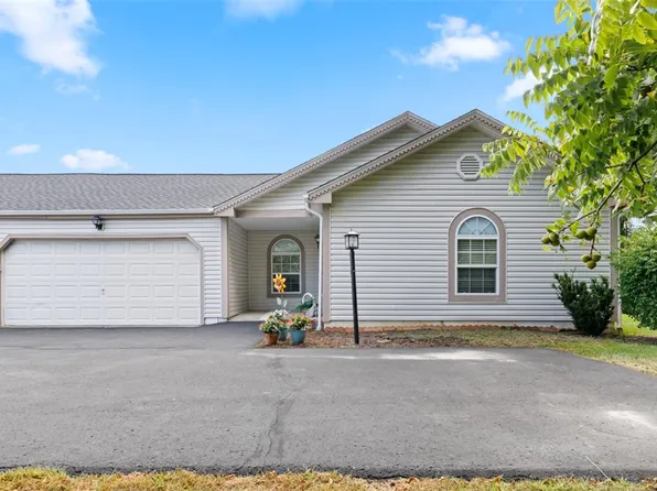 112 Strawberry Ln, Wexford, PA 15090