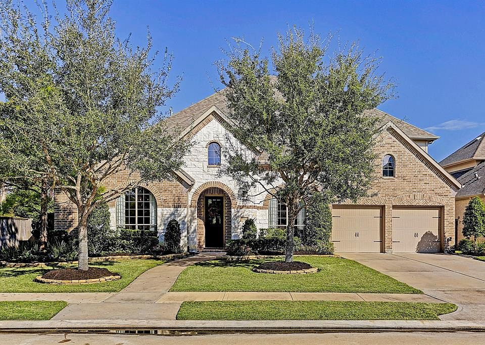 1st image of 25518 Madison Falls Ln