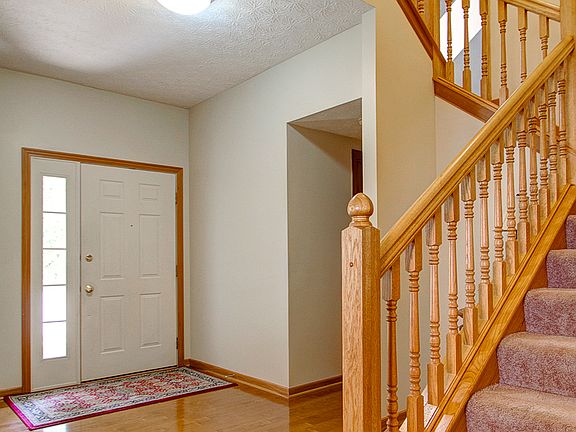 5th image of 7644 Windsor Dr