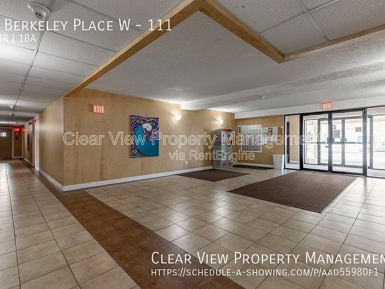 5 Berkeley Pl W #111 — Photo 4