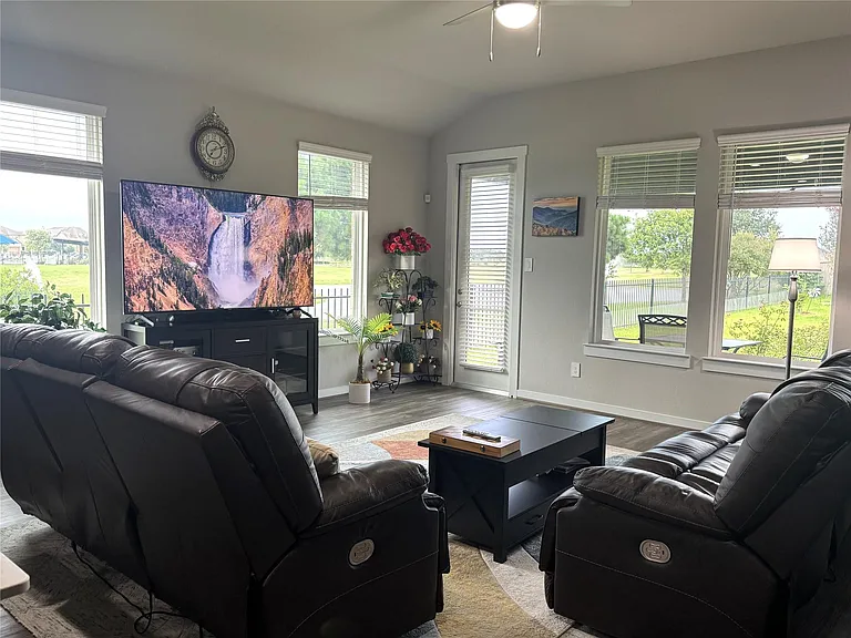 3803 Ryans Rock Ct — Photo 12