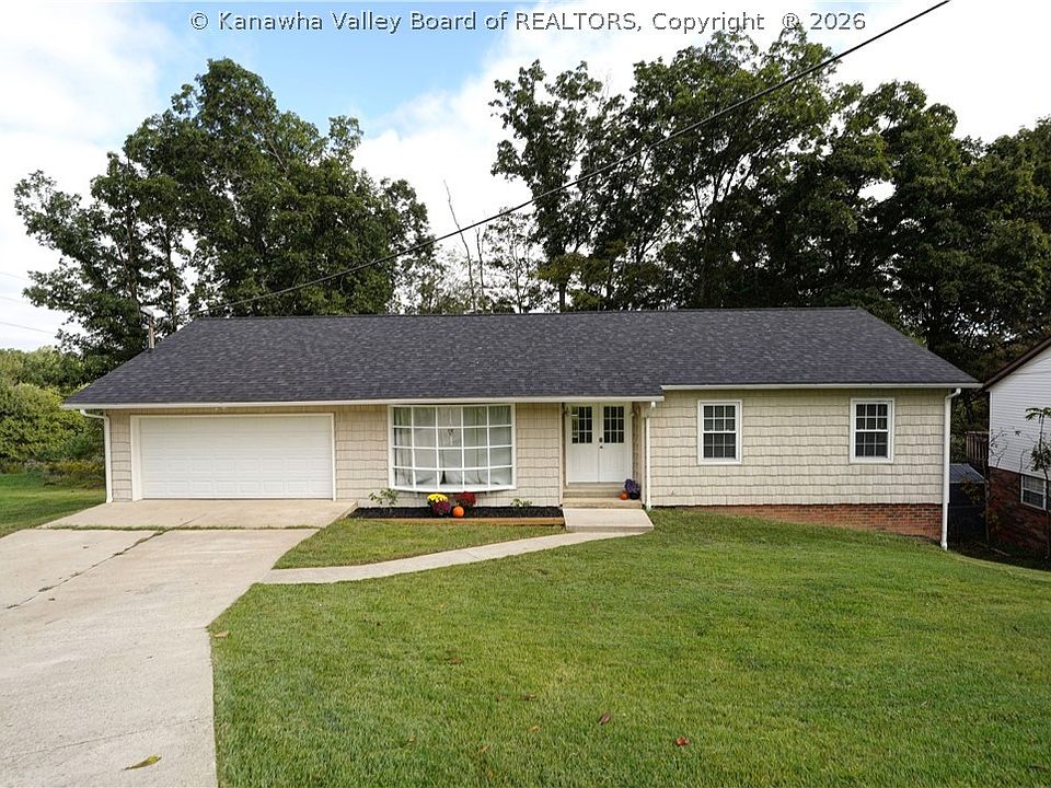 1st image of 152 Ruthlawn Dr