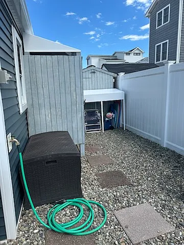 9 7th Ave — Photo 11