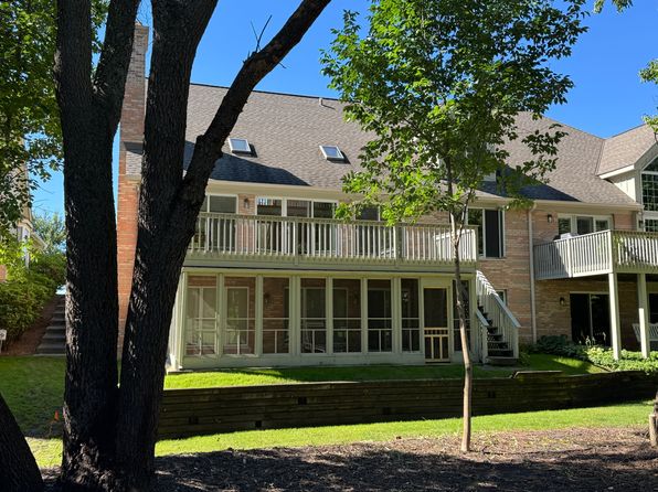 889 Wedgewood Dr