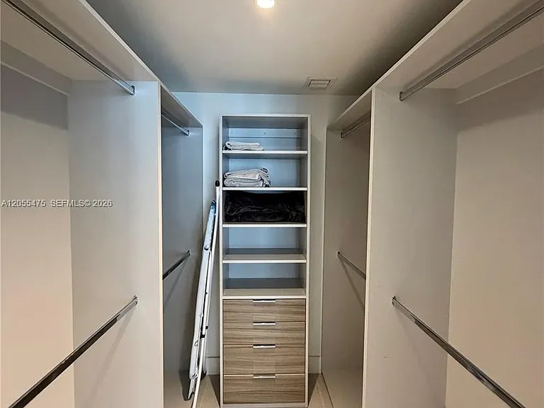 1010 SW 2nd Ave #707 — Photo 10
