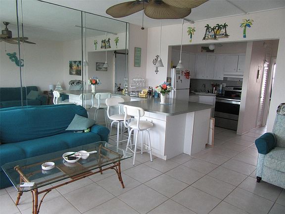 2nd image of 4050 N Ocean Drive #206