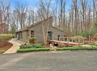 6 Deer Run Rd, Manakin Sabot, VA 23103