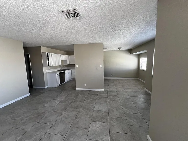 6941 Appleton Dr — Photo 5