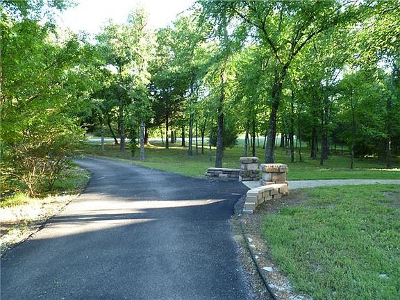 3rd image of 950 Emerald Sound Blvd