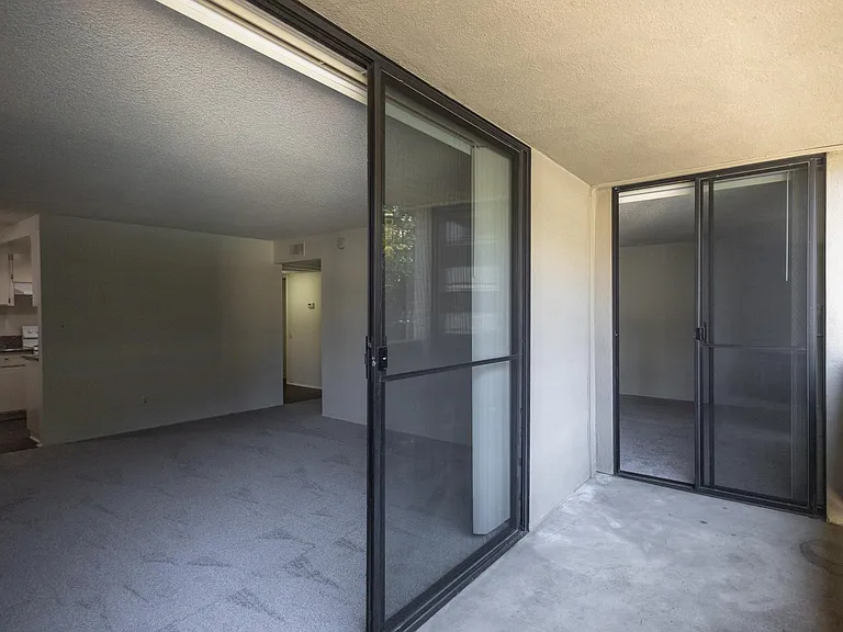 Continental Apartment Homes — Photo 21