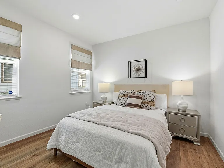 3078 Empoli Ln #5 — Photo 14