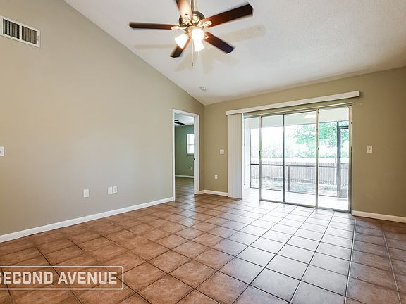5th image of 10532 Wyndcliff Dr