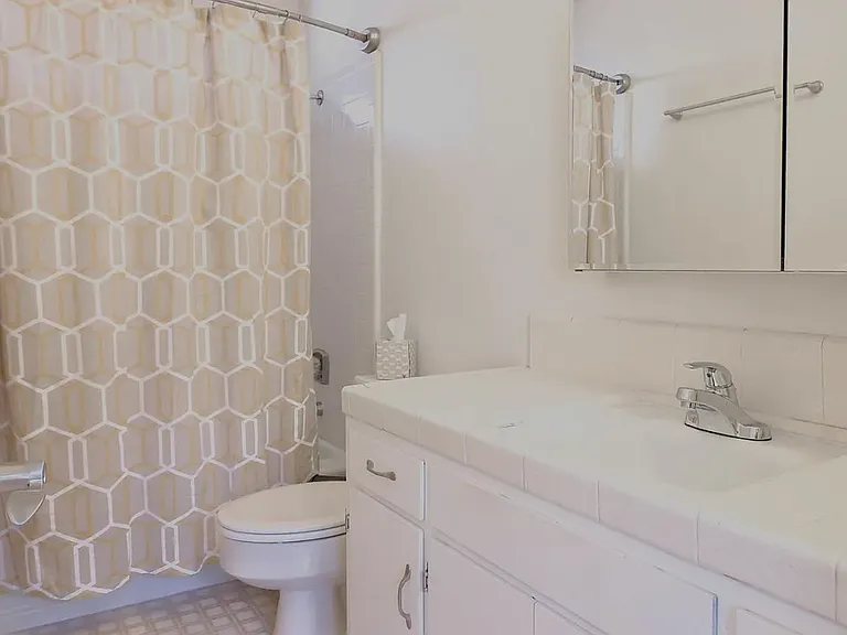 335 Donnas Ln — Photo 11