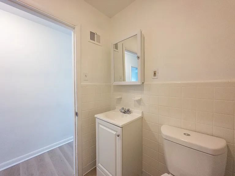 Hunter's & Cooke — Photo 14