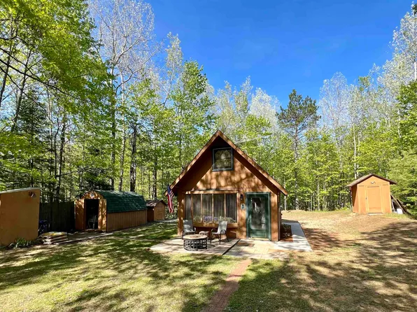 N17410 Hadalak Dr, Pembine, WI 54156