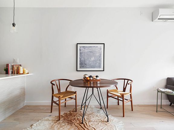 5th image of 1091 Rogers Ave #4B