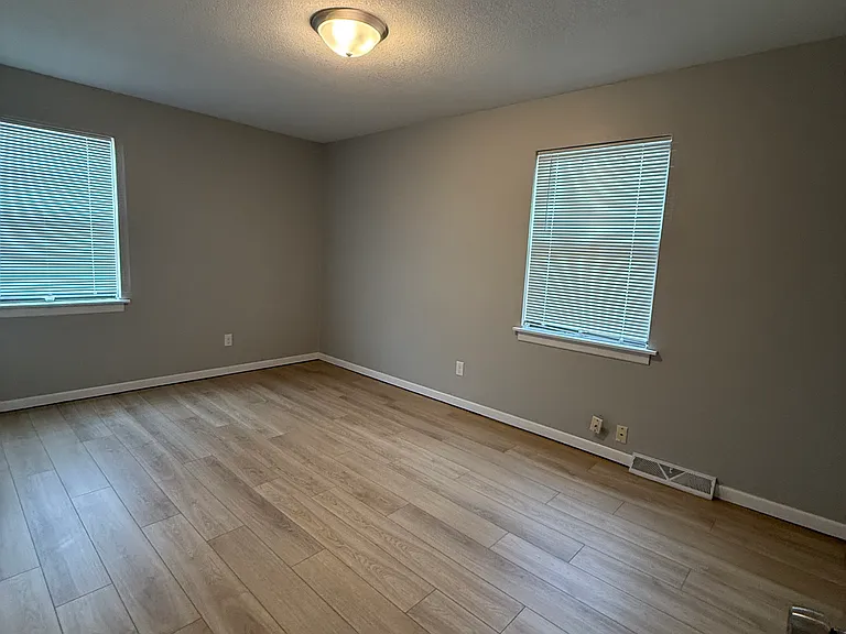 4402 SW 34th St — Photo 22