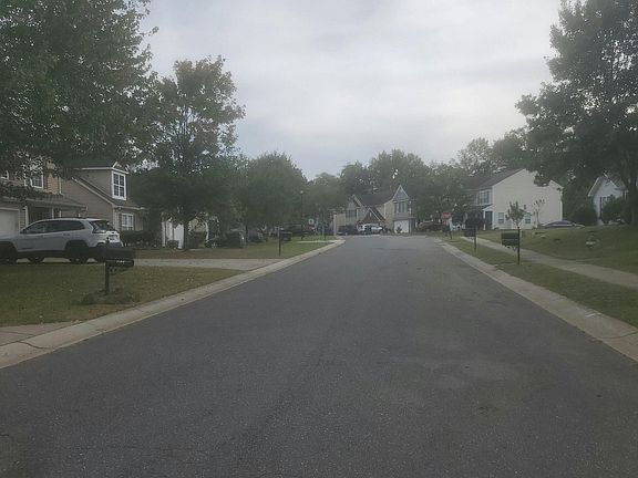 5th image of 1501 Andora Dr