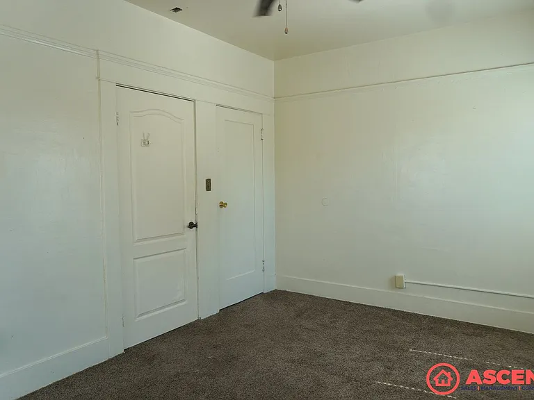 1701 B Street — Photo 13