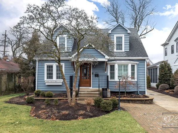 491 S Julian St, Naperville, IL 60540