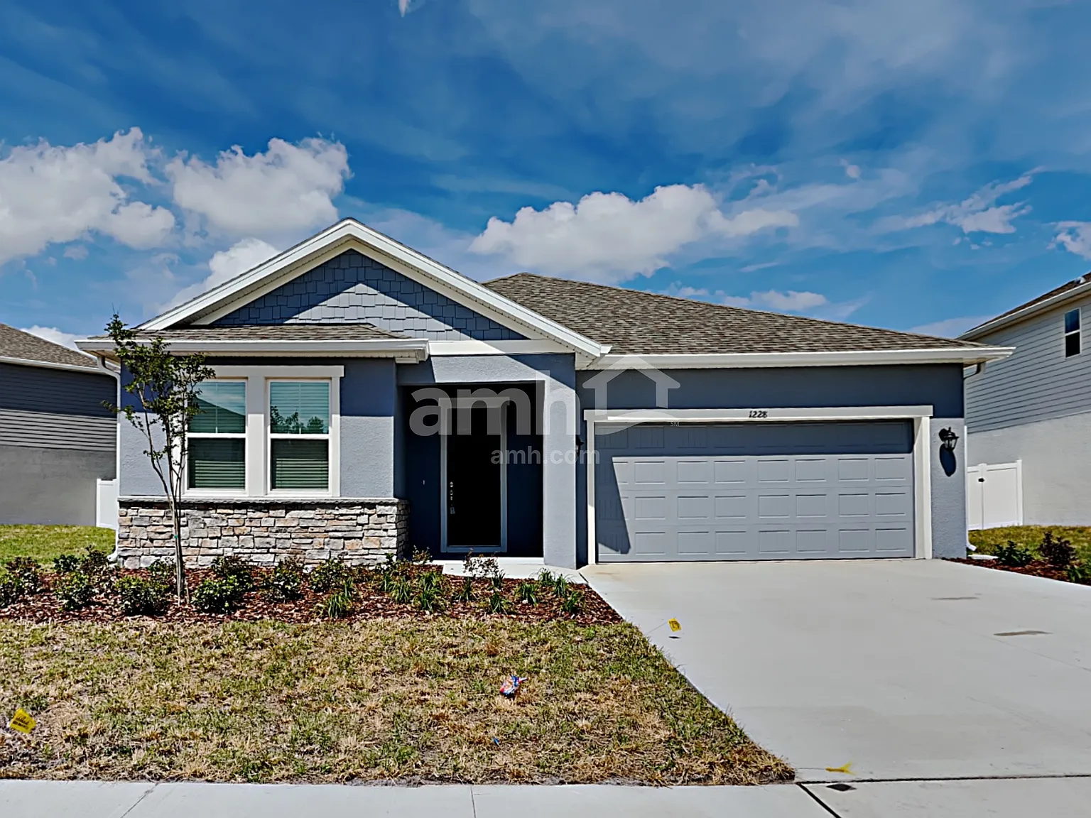 3 bed, 2.0 bath, 1700 sqft, $2,415 — Photo 1