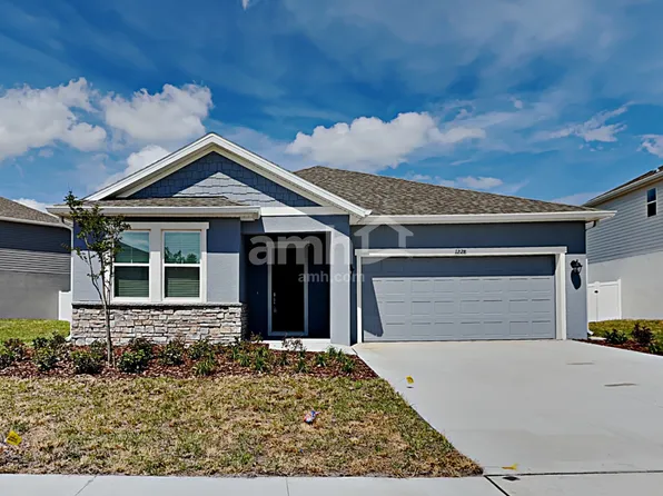 1228 Sky Lakes Dr, Saint Cloud, FL 34769