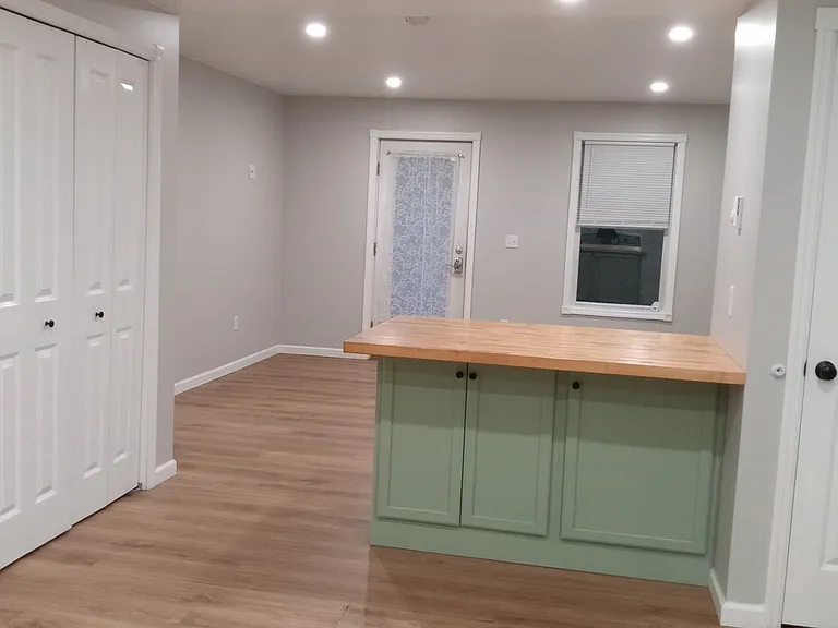 28246 Main St #1 — Photo 3