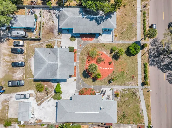 5029 28th Ave S #8, Saint Petersburg, FL 33707