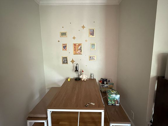 4th image of 14 Keswick St APT 8