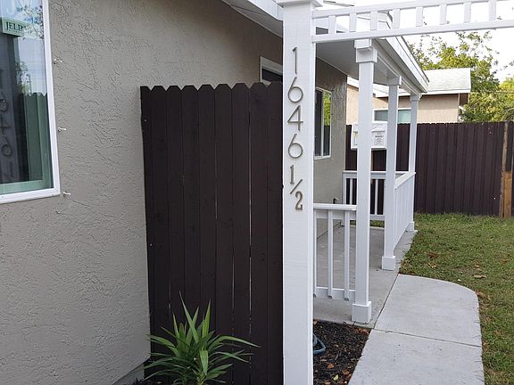 3rd image of 1646 28th Ave N