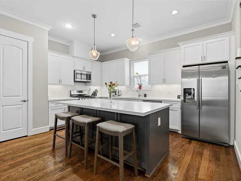 2604 Bevis St #D — Photo 8